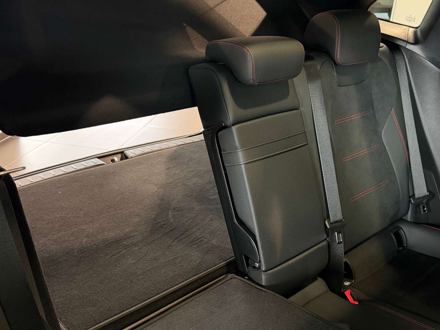 Mercedes EQA 300 Night Edition - 2024 - Joinsteer - #31