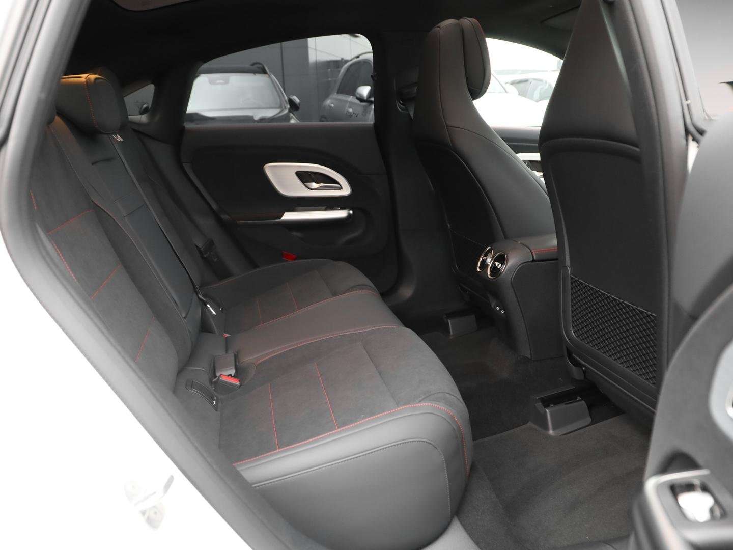 Mercedes CLA 200 AMG Line - 2026 - Joinsteer - #5