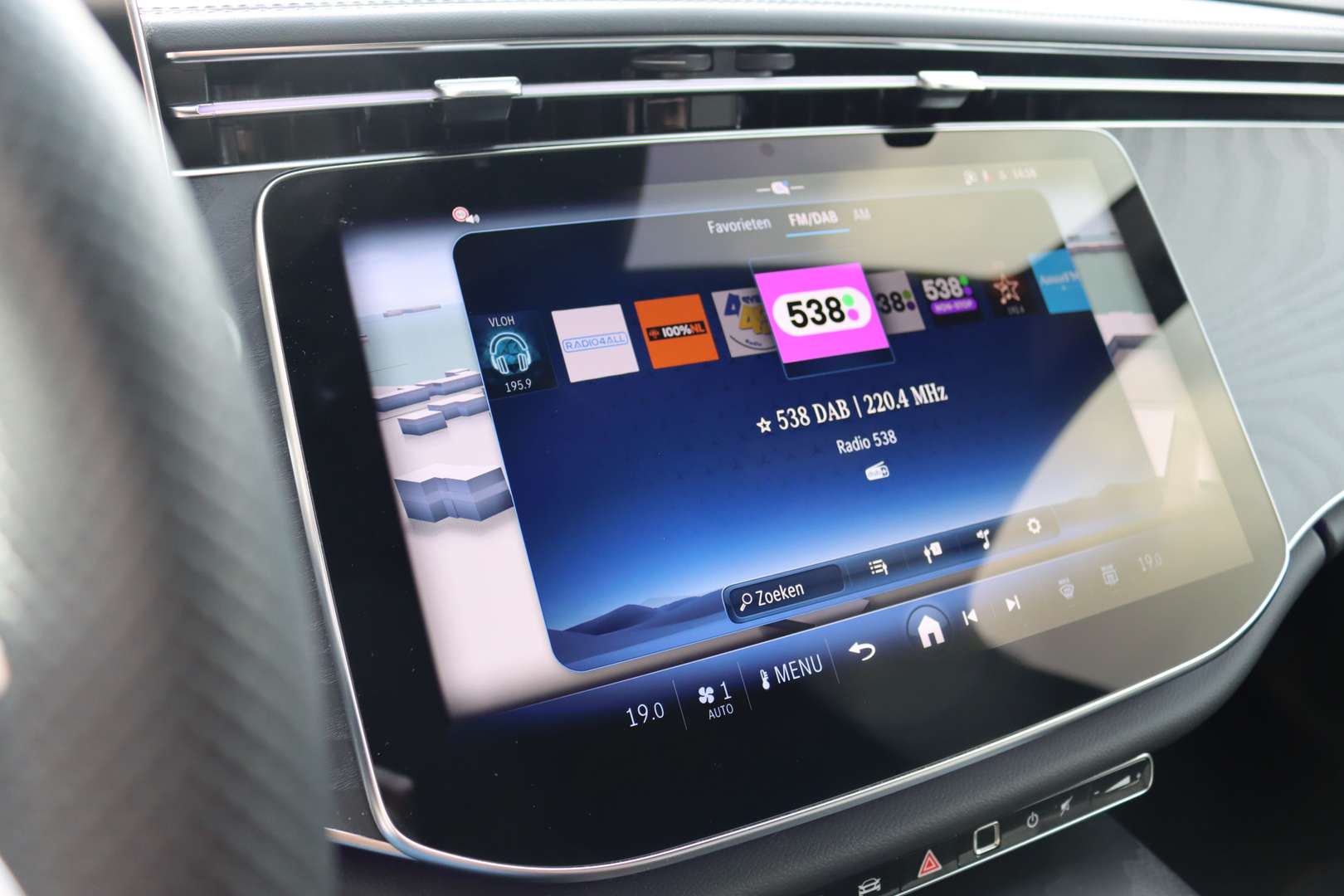 Mercedes Classe E Break 300 AMG Line - 2025 - Joinsteer - #36