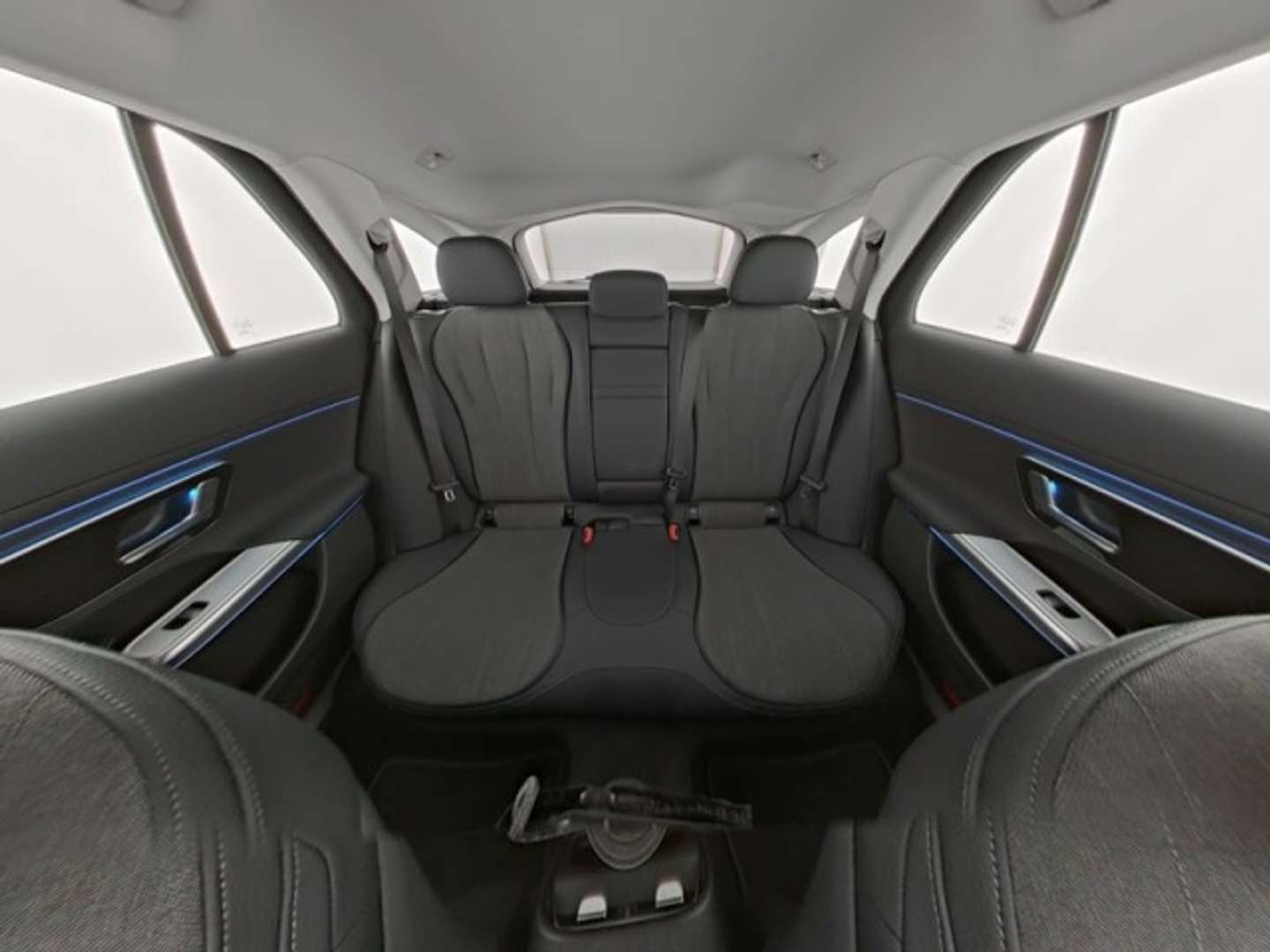Mercedes Classe E 220 Avantgarde - 2025 - Joinsteer - #5