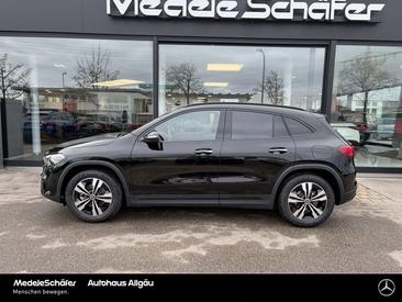 Mercedes GLA 200 200 Night — photo 2