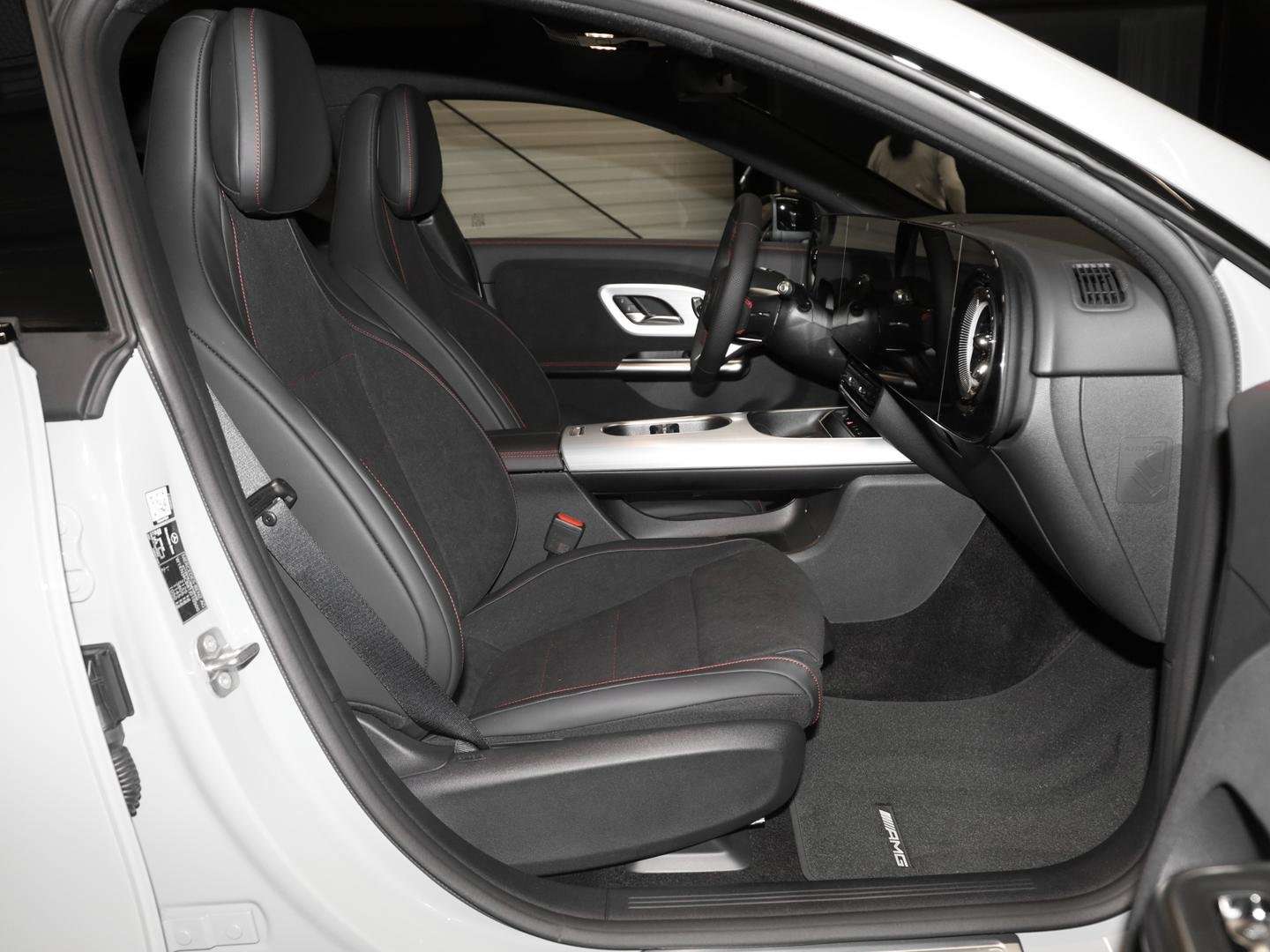 Mercedes CLA 180 AMG Line - 2026 - Joinsteer - #4