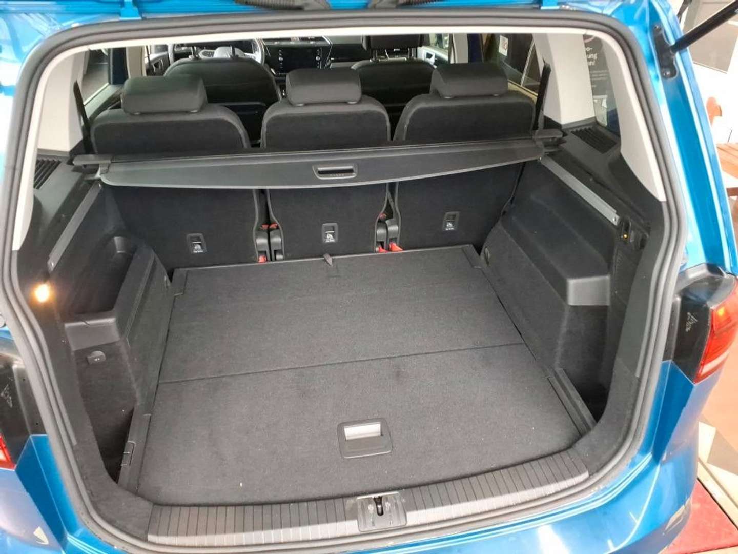 Volkswagen Touran TSI Highline - 2023 - Joinsteer - #8