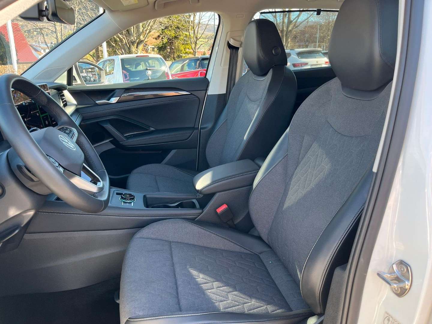 Volkswagen T-CROSS Life - 2025 - Joinsteer - #10