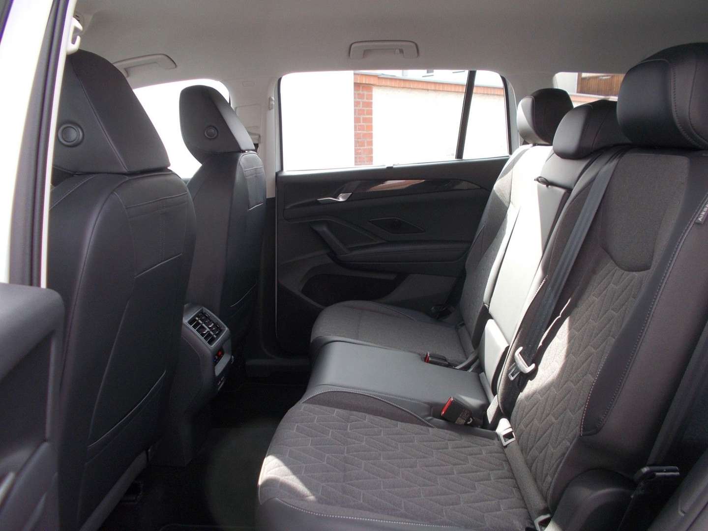 Volkswagen T-CROSS ETSI Life - 2025 - Joinsteer - #10