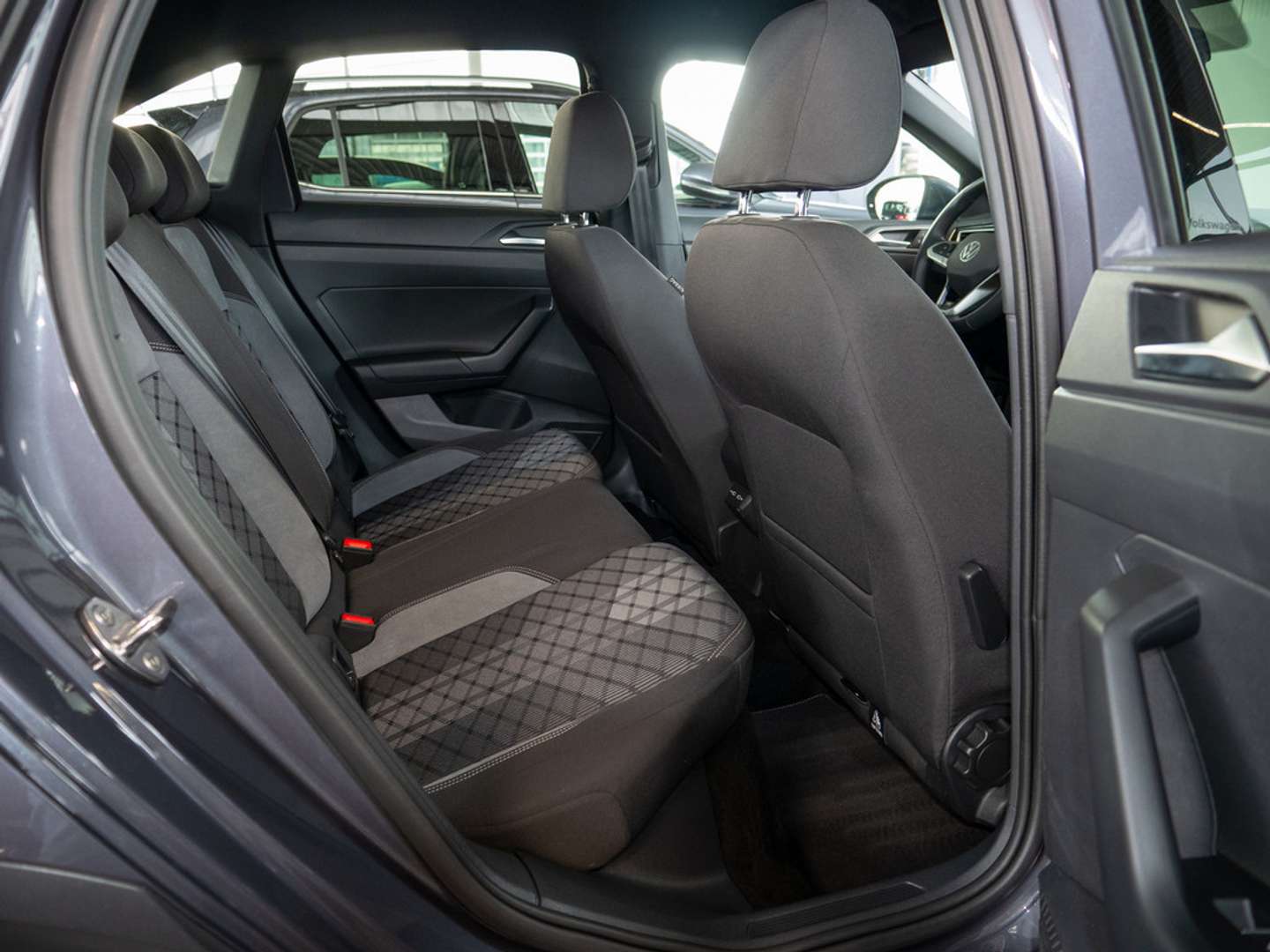 Volkswagen Taigo R-Line - 2025 - Joinsteer - #7