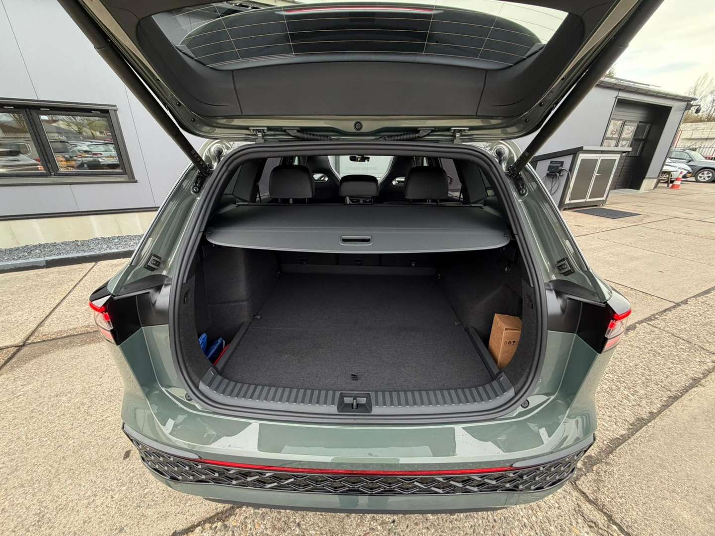 Volkswagen T-CROSS EHybrid R-Line Edition - 2026 - Joinsteer - #9