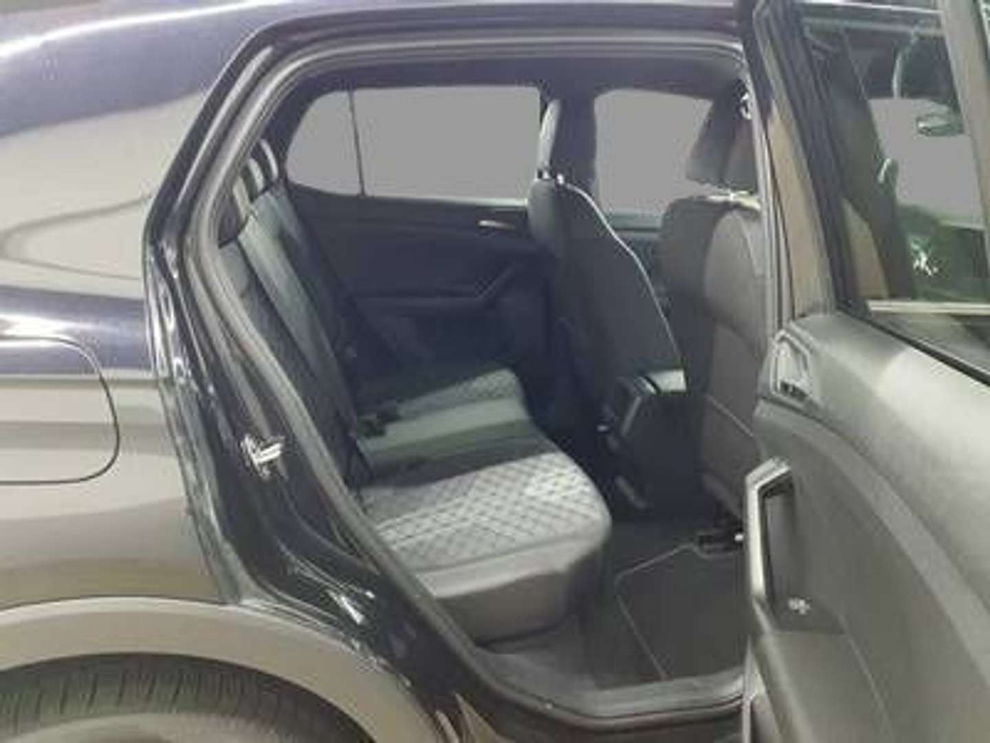 Volkswagen T-CROSS R-Line - 2025 - Joinsteer - #4