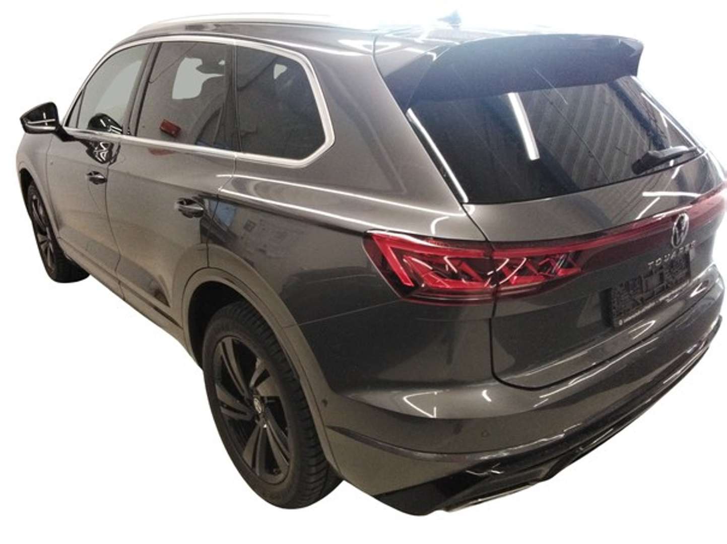 Volkswagen Touareg R-Line - 2025 - Joinsteer - #2
