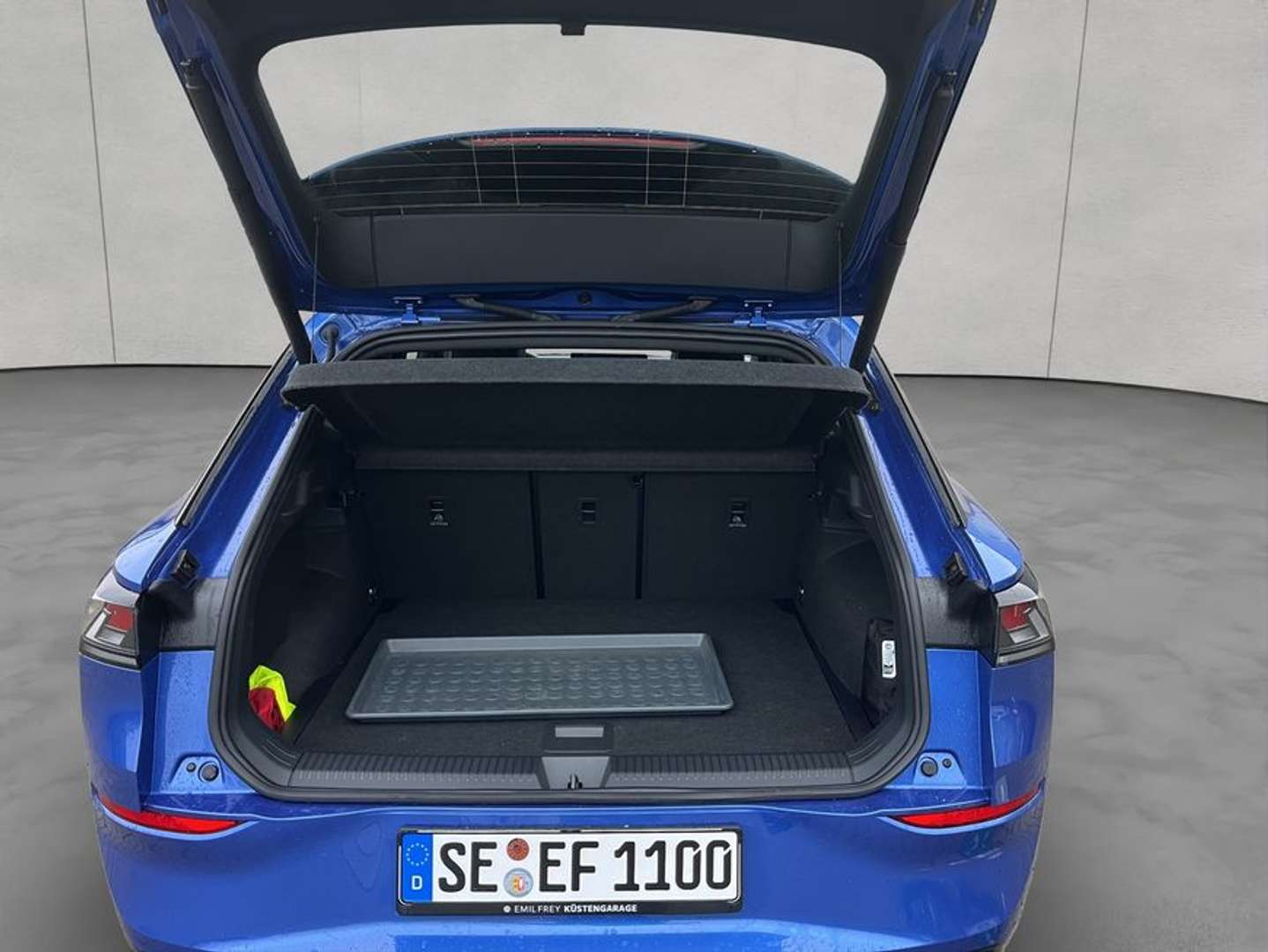 Volkswagen T-Roc ETSI R-Line - 2025 - Joinsteer - #4