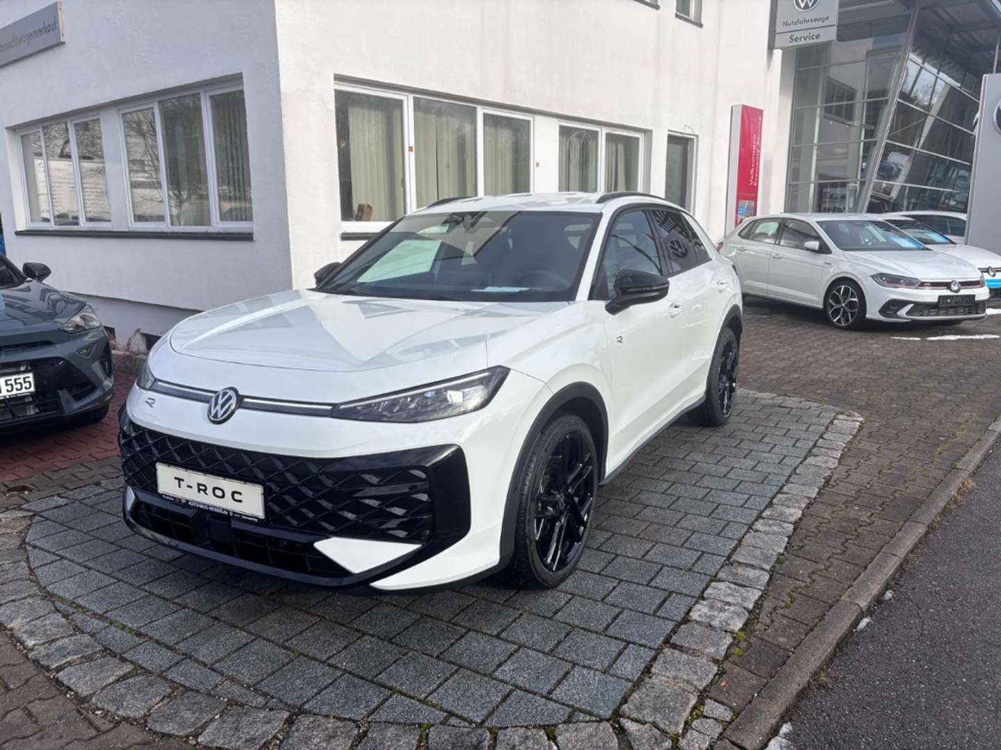 Volkswagen T-Roc R-Line - 2026 - Joinsteer - #1
