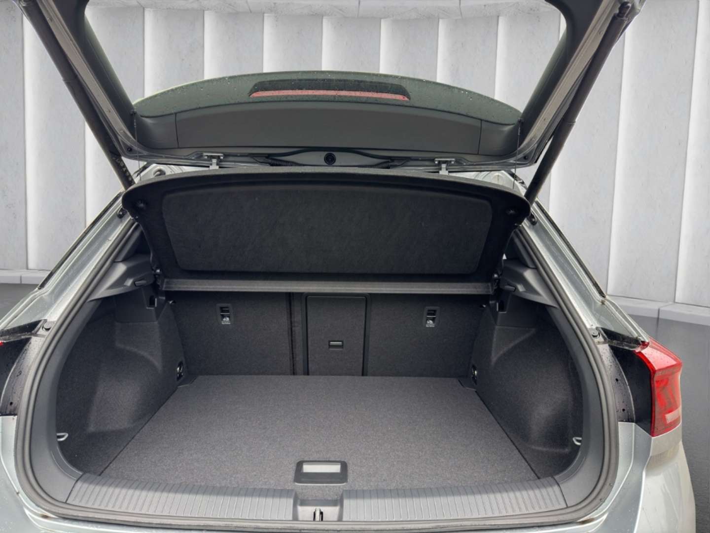 Volkswagen T-Roc R-Line - 2026 - Joinsteer - #8