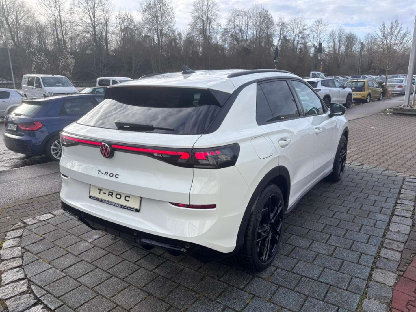 Volkswagen T-Roc R-Line - 2026 - Joinsteer - #4