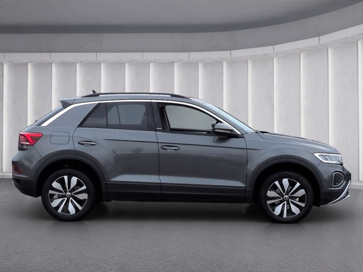 Volkswagen T-Roc TSI Move - 2024 - Joinsteer - #2
