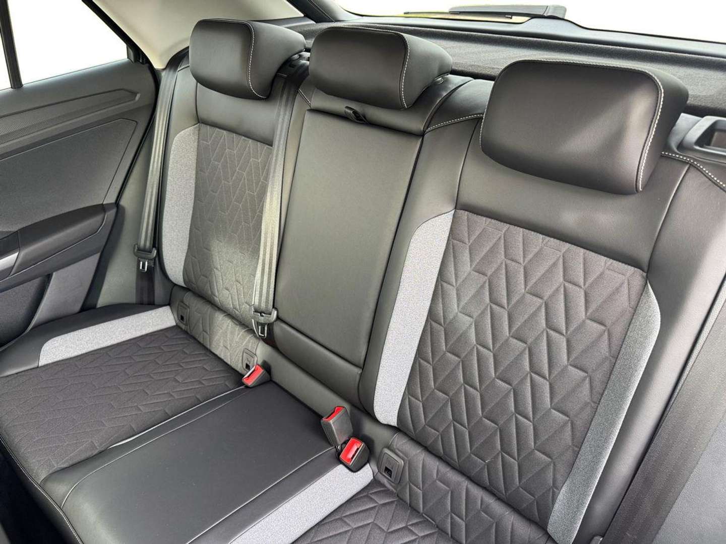 Volkswagen T-Roc TSI - 2025 - Joinsteer - #13