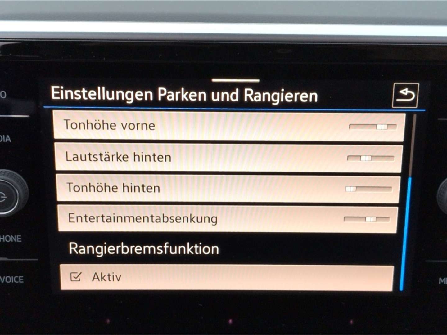 Volkswagen T-Roc TSI Move - 2024 - Joinsteer - #12