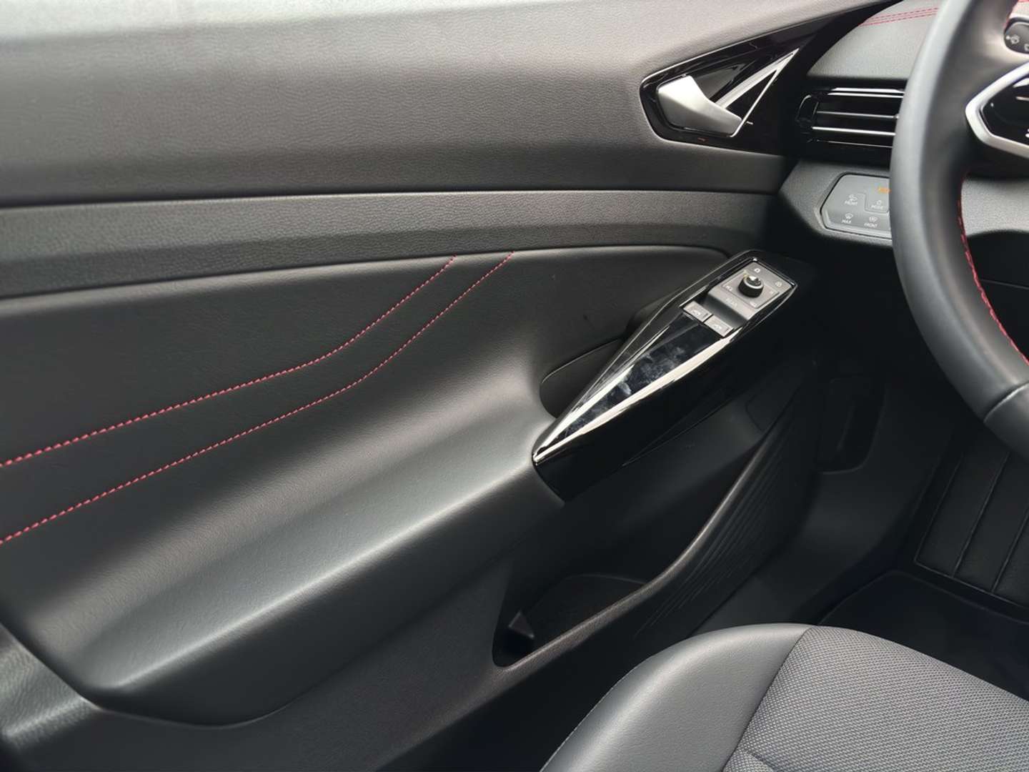 Volkswagen ID.4 GTX 4Motion - 2025 - Joinsteer - #10