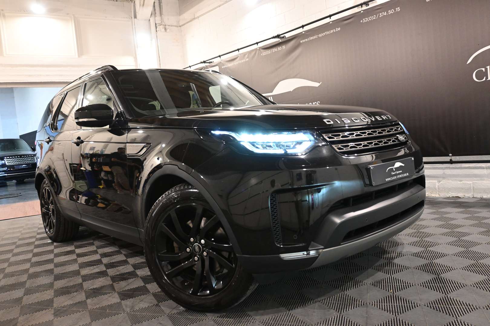 Land Rover Discovery TD6 Black Edition - 2018 - Joinsteer - #1