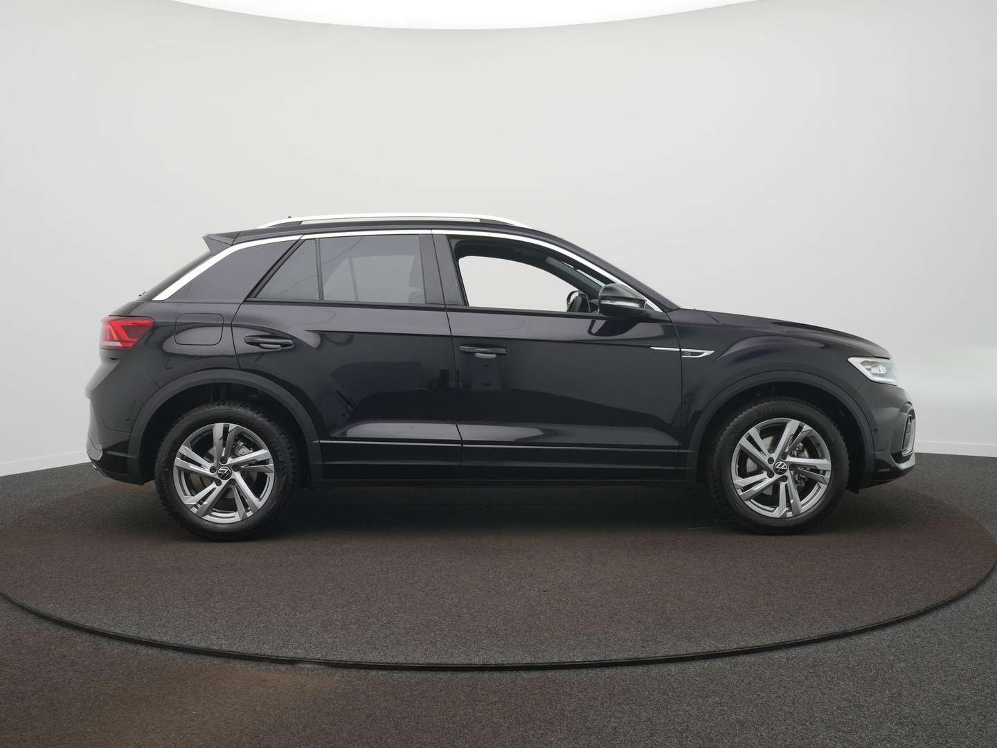 Volkswagen T-Roc R-Line - 2025 - Joinsteer - #4