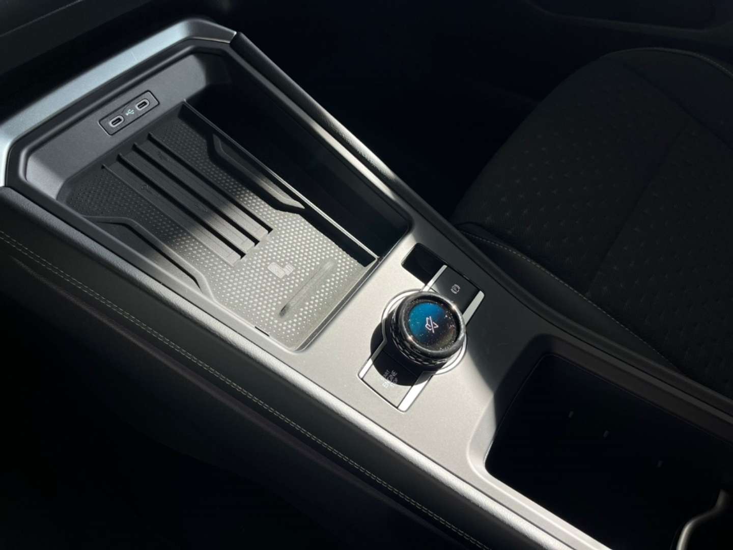 Volkswagen T-Roc R-Line - 2026 - Joinsteer - #12