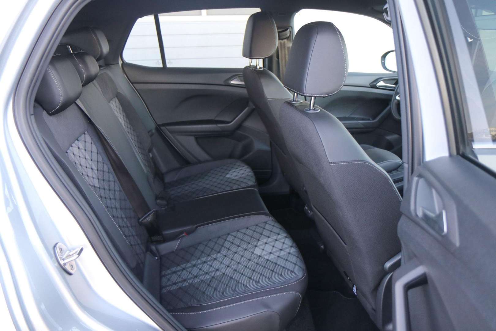 Volkswagen T-CROSS R-Line - 2025 - Joinsteer - #14