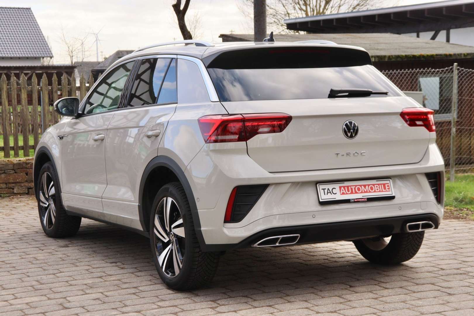 Volkswagen T-Roc R-Line - 2024 - Joinsteer - #4