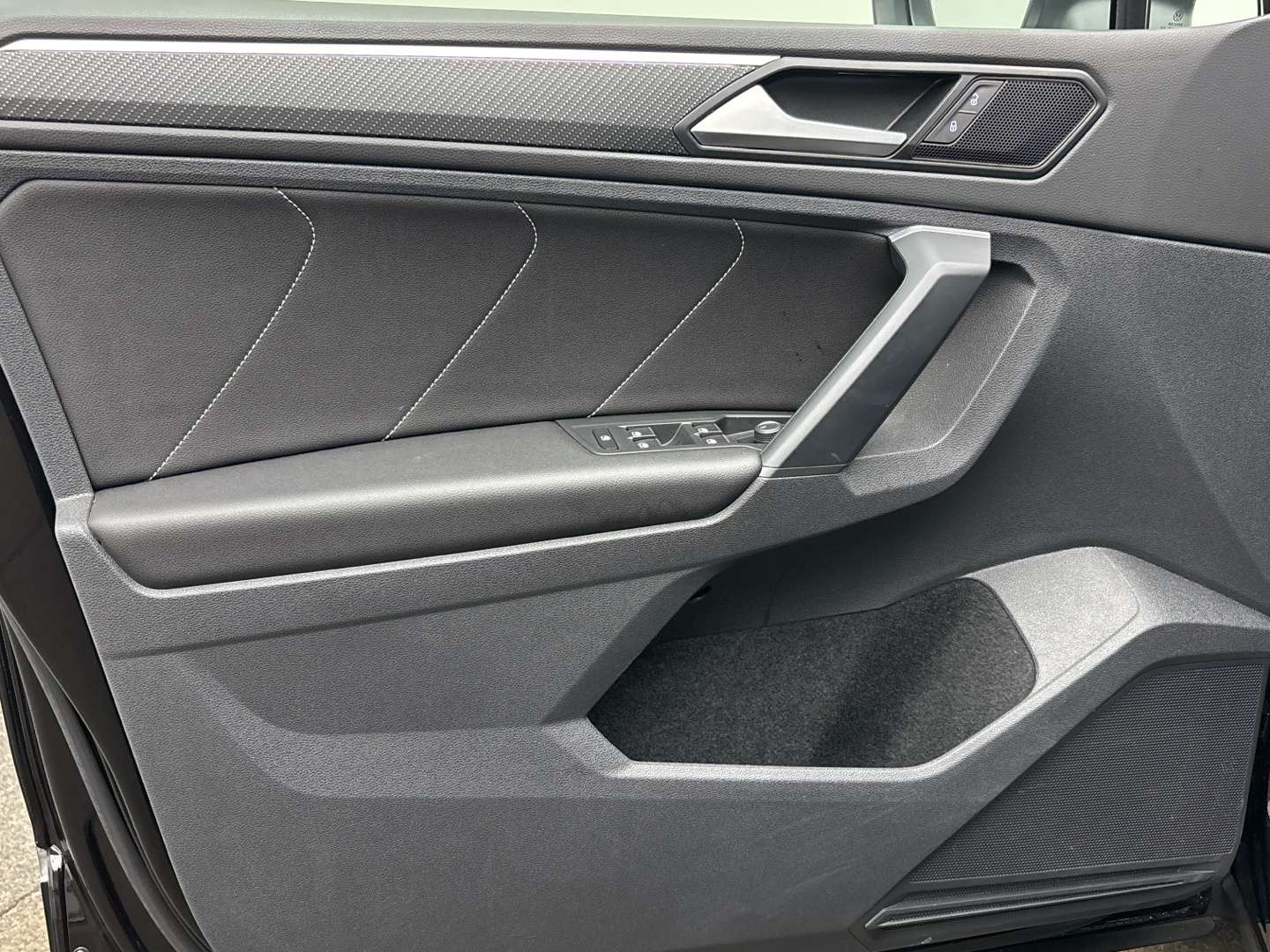 Volkswagen TIGUAN TSI R-Line - 2022 - Joinsteer - #12