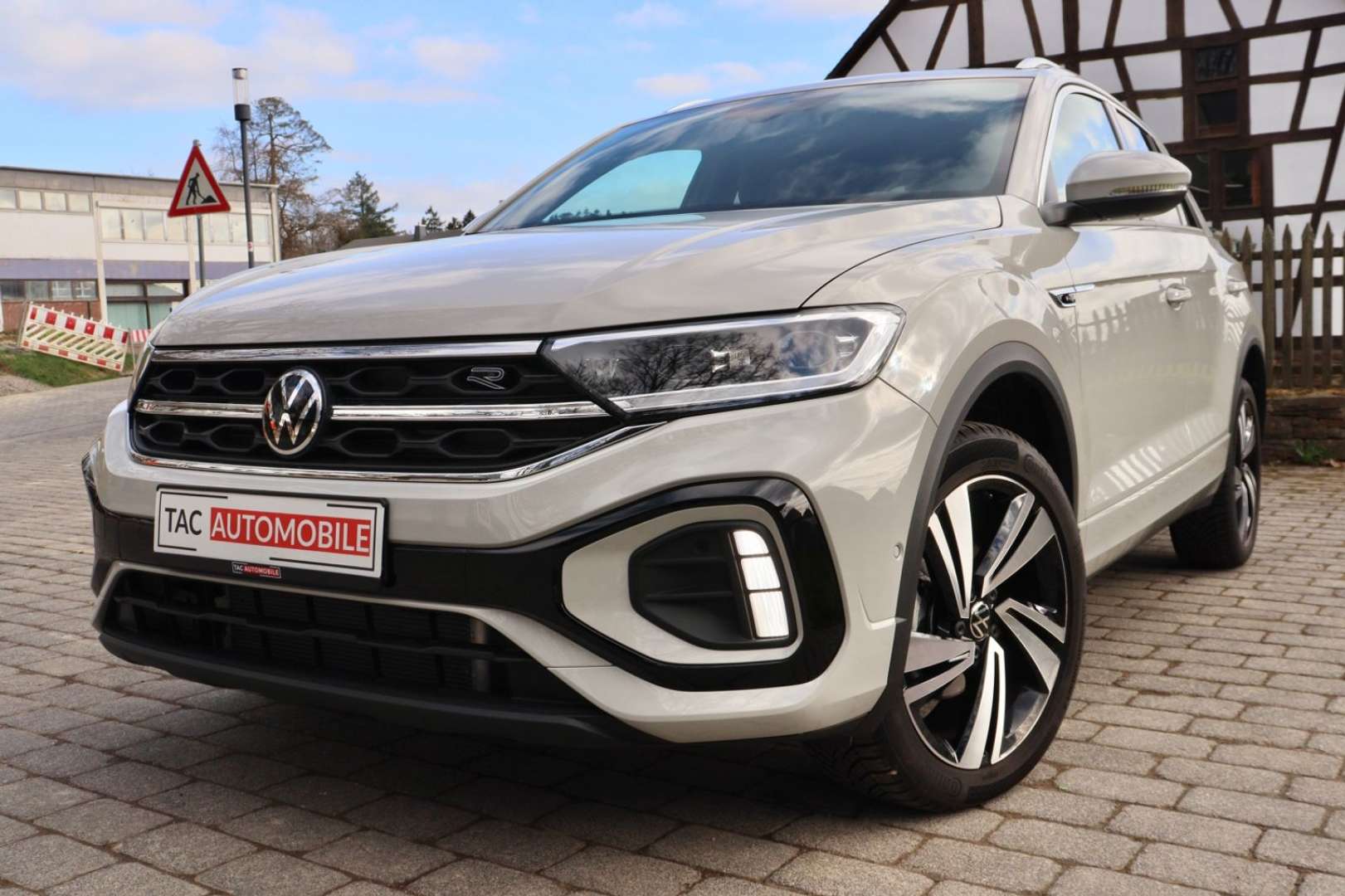 Volkswagen T-Roc R-Line - 2024 - Joinsteer - #31