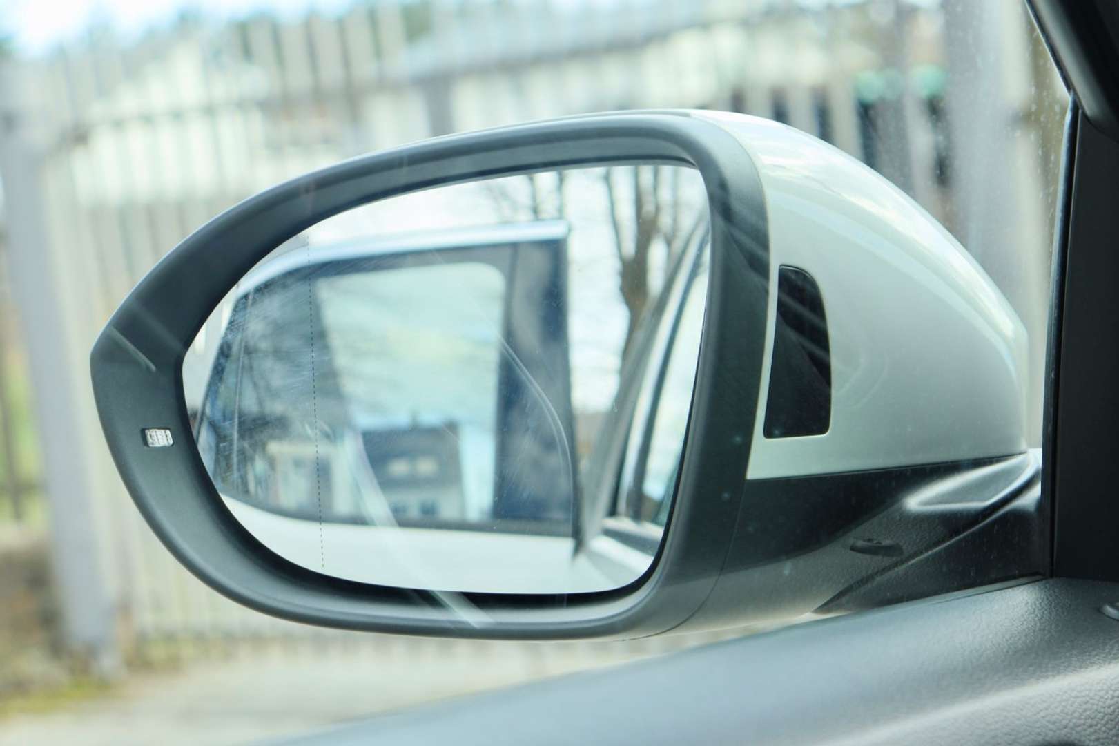 Volkswagen T-Roc R-Line - 2024 - Joinsteer - #38