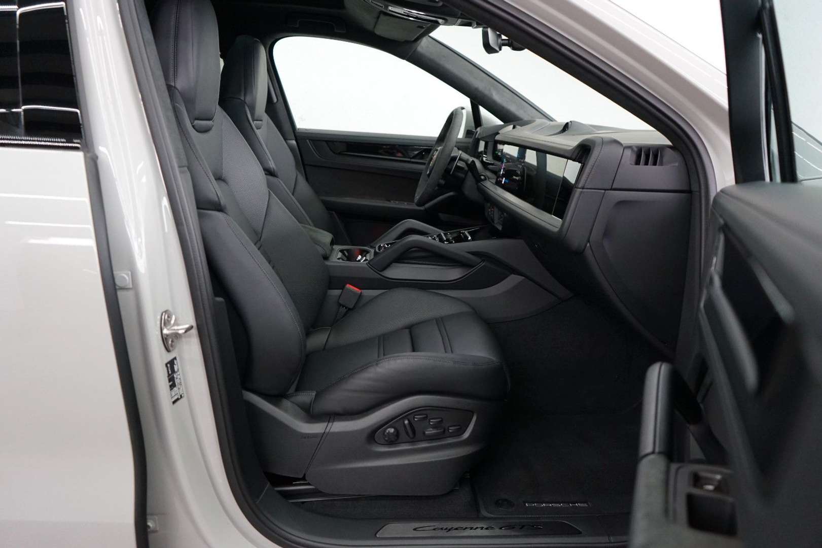 Porsche Cayenne II Coupe GTS - 2025 - Joinsteer - #8