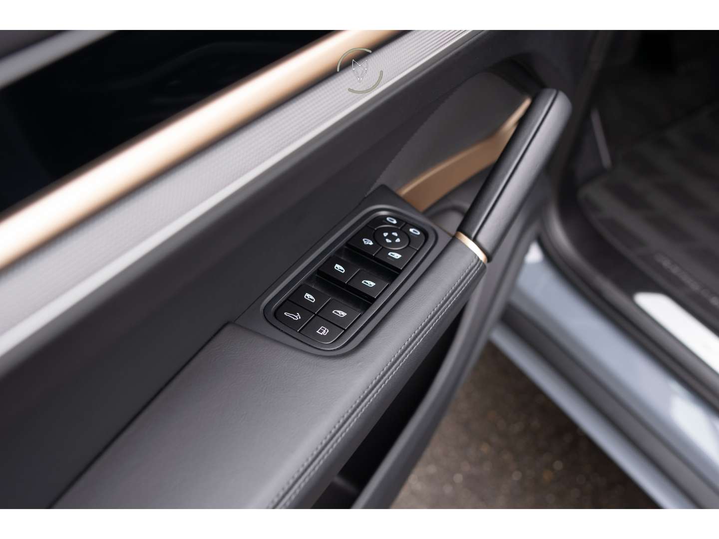 Porsche Cayenne III E-Hybrid - 2024 - Joinsteer - #10