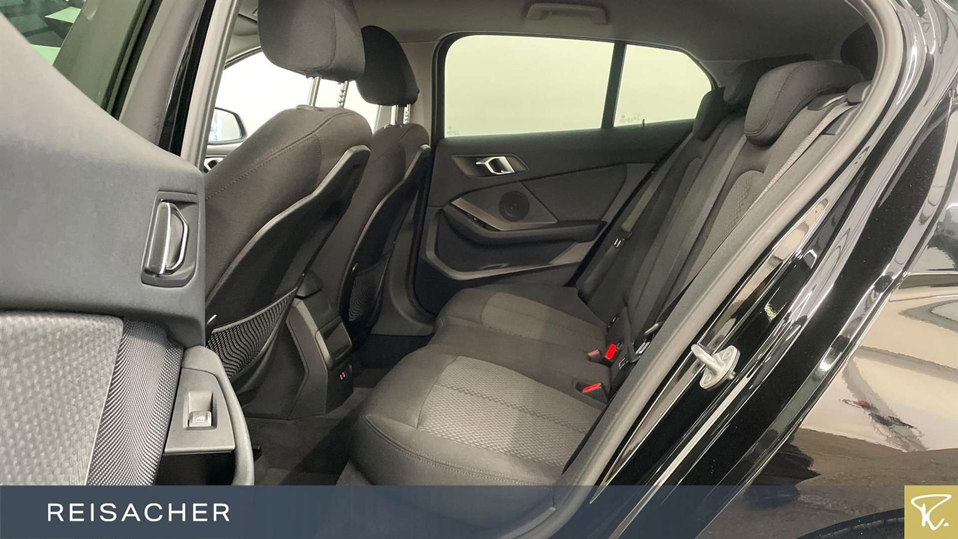 BMW 118i Advantage - 2024 - Joinsteer - #8