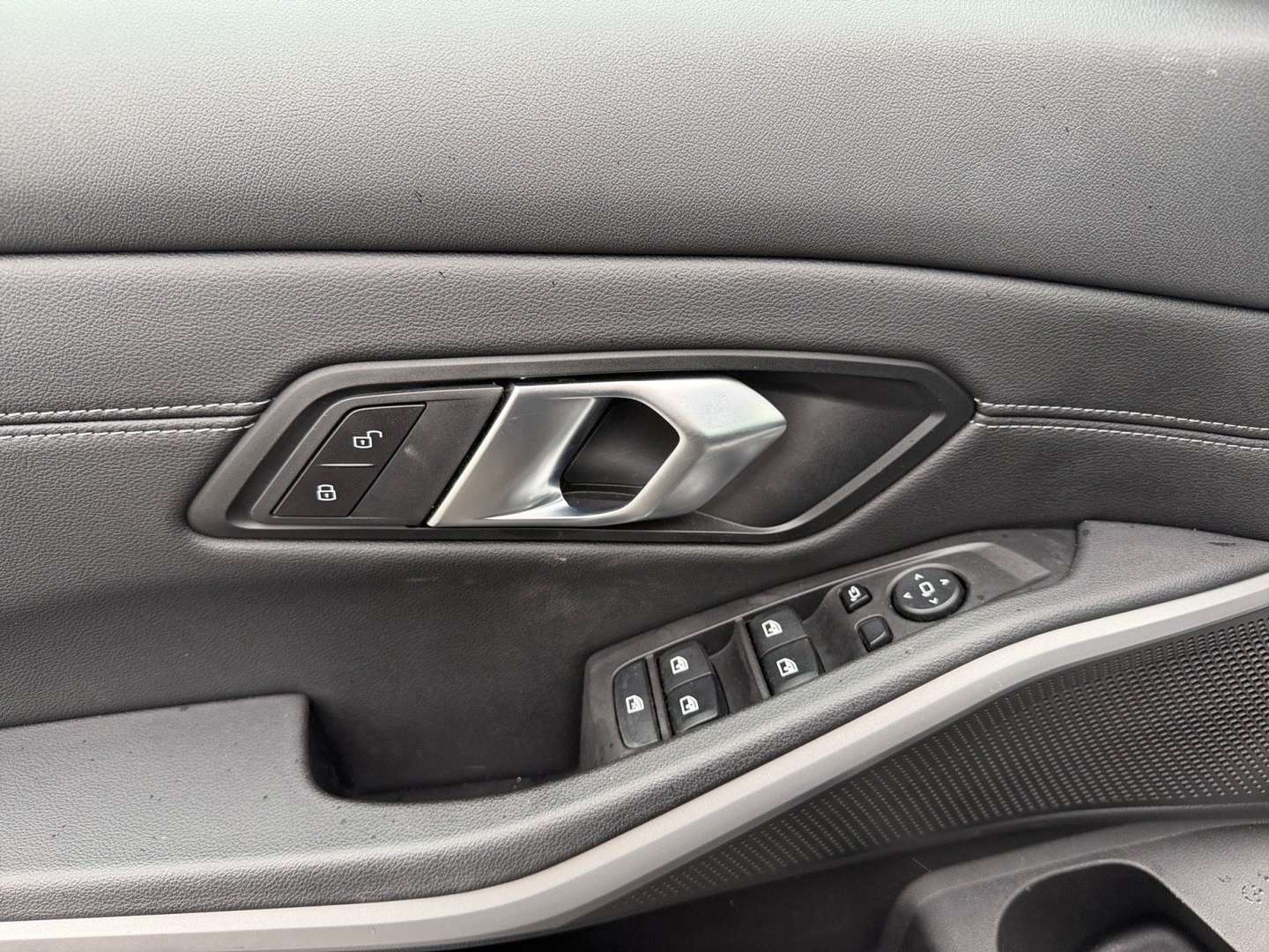 BMW Série 3 318i - 2023 - Joinsteer - #20