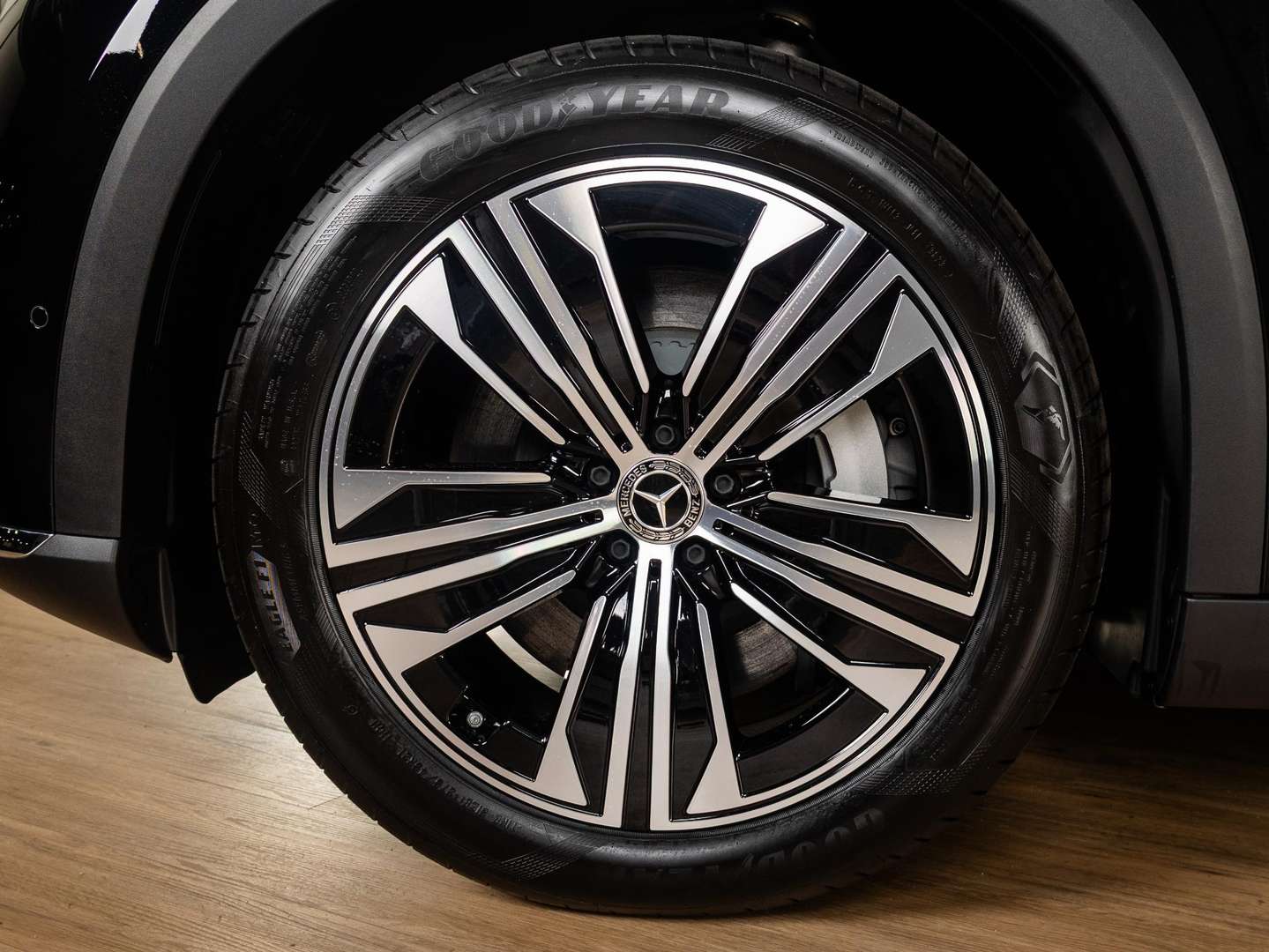 Mercedes EQS SUV 450+ Luxury Line - 2025 - Joinsteer - #6