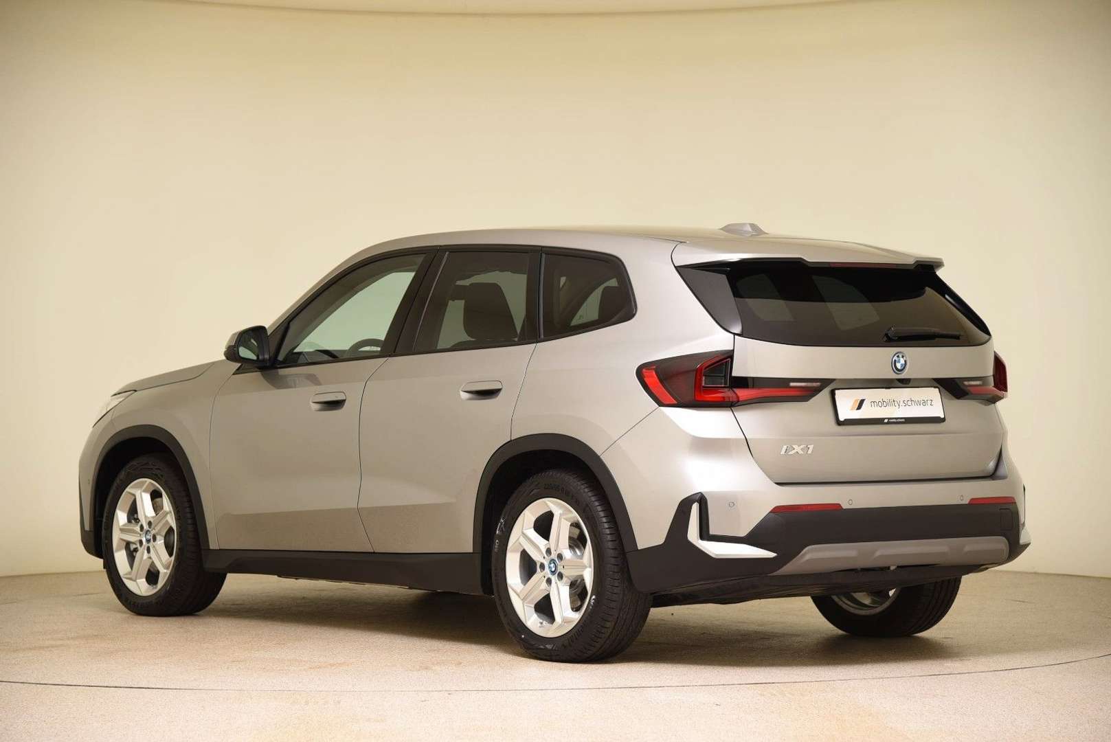 BMW IX1 XDrive30 - 2025 - Joinsteer - #2