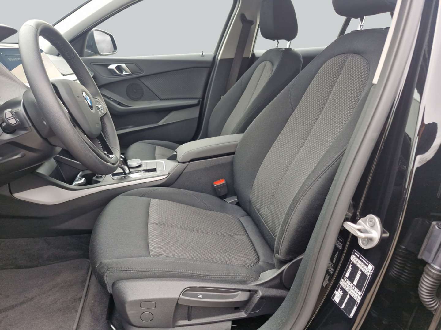 BMW 118i Advantage - 2023 - Joinsteer - #10