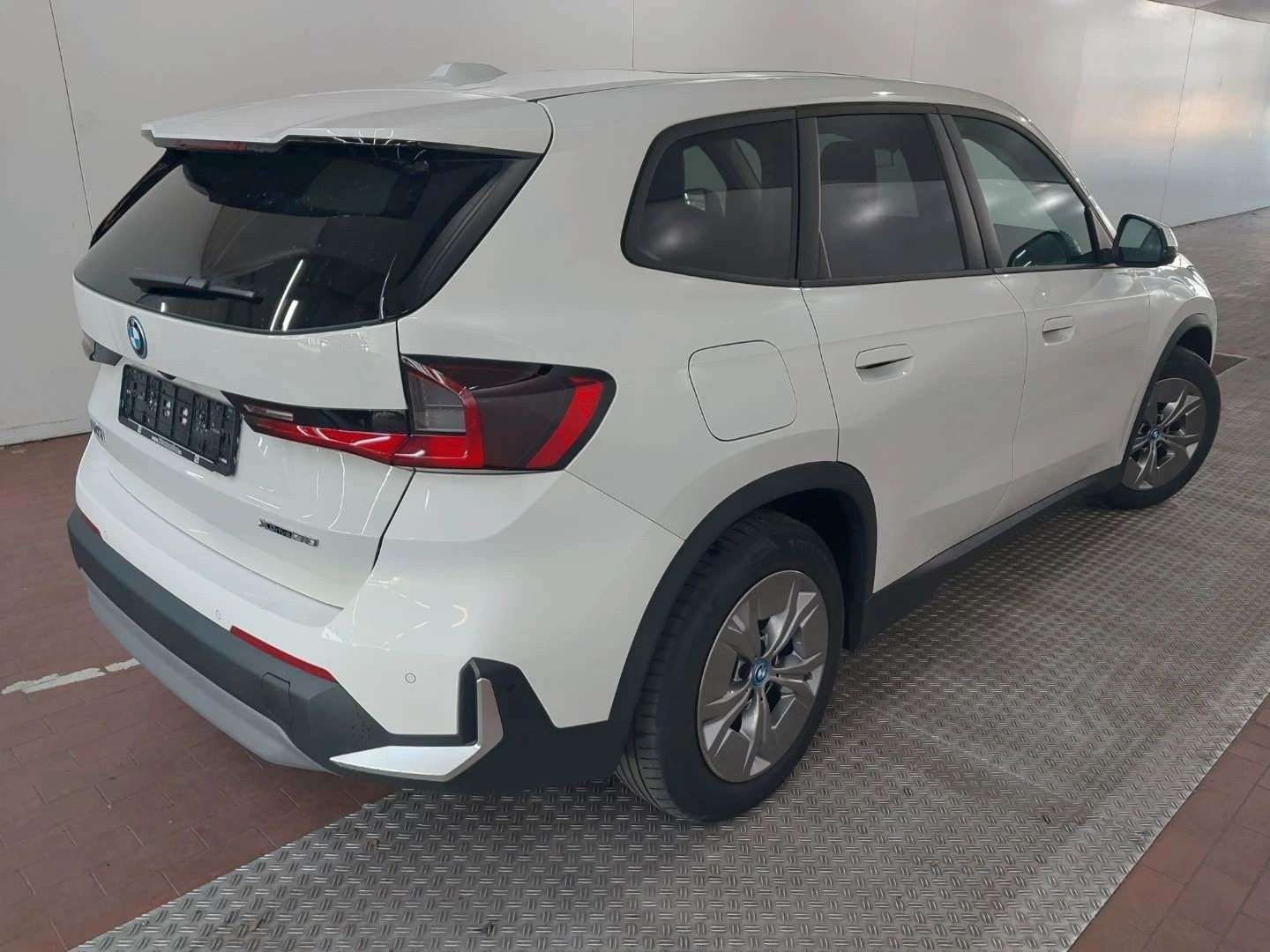 BMW IX1 30 XDrive - 2023 - Joinsteer - #4