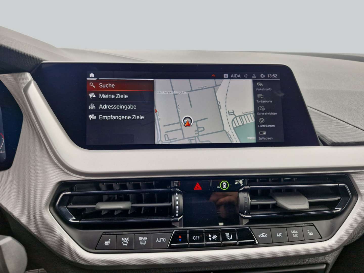 BMW 118i Advantage - 2023 - Joinsteer - #18