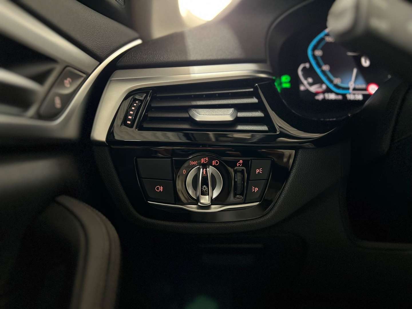 BMW Série 5 Touring 530e - 2022 - Joinsteer - #35