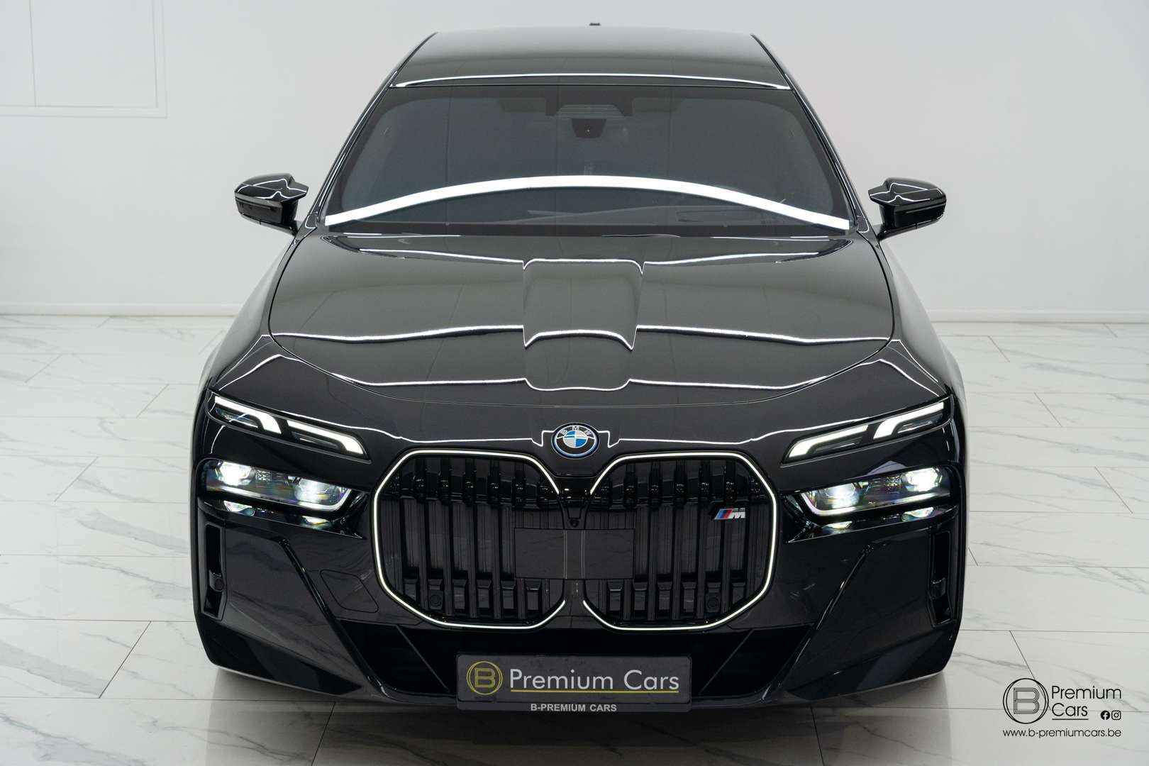 BMW Série 7 Individual 760e XDrive - 2026 - Joinsteer - #5
