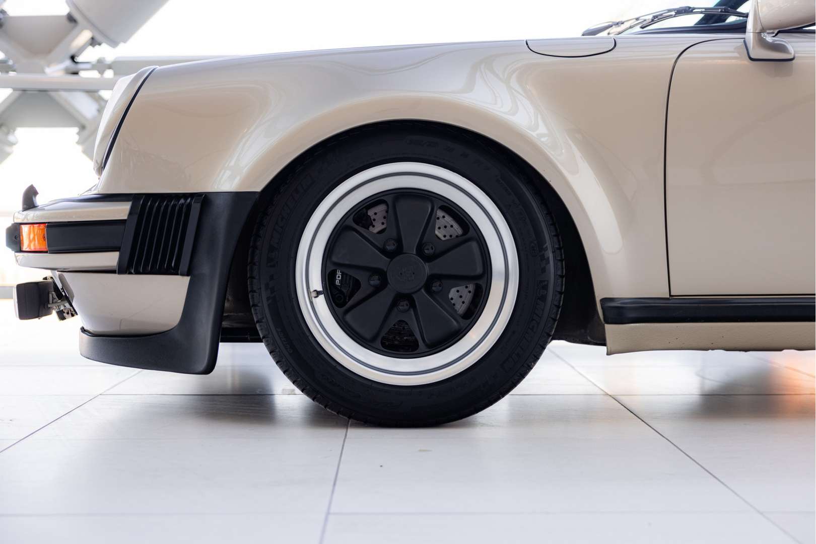 Porsche 930 Turbo - 1976 - Joinsteer - #25