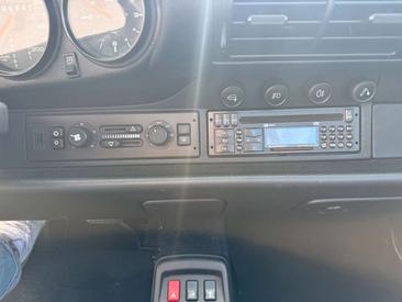Porsche 993 Carrera — photo 22