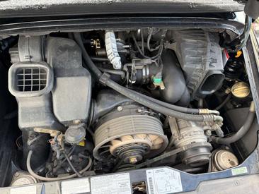 Porsche 993 Carrera — photo 28
