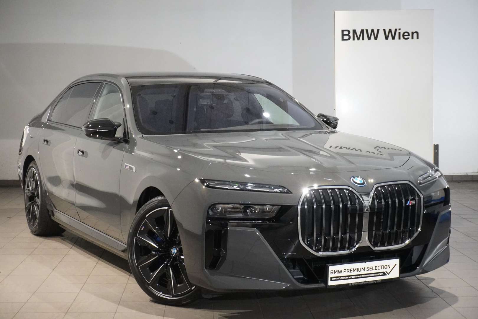BMW I7 M70 XDrive - 2025 - Joinsteer - #1