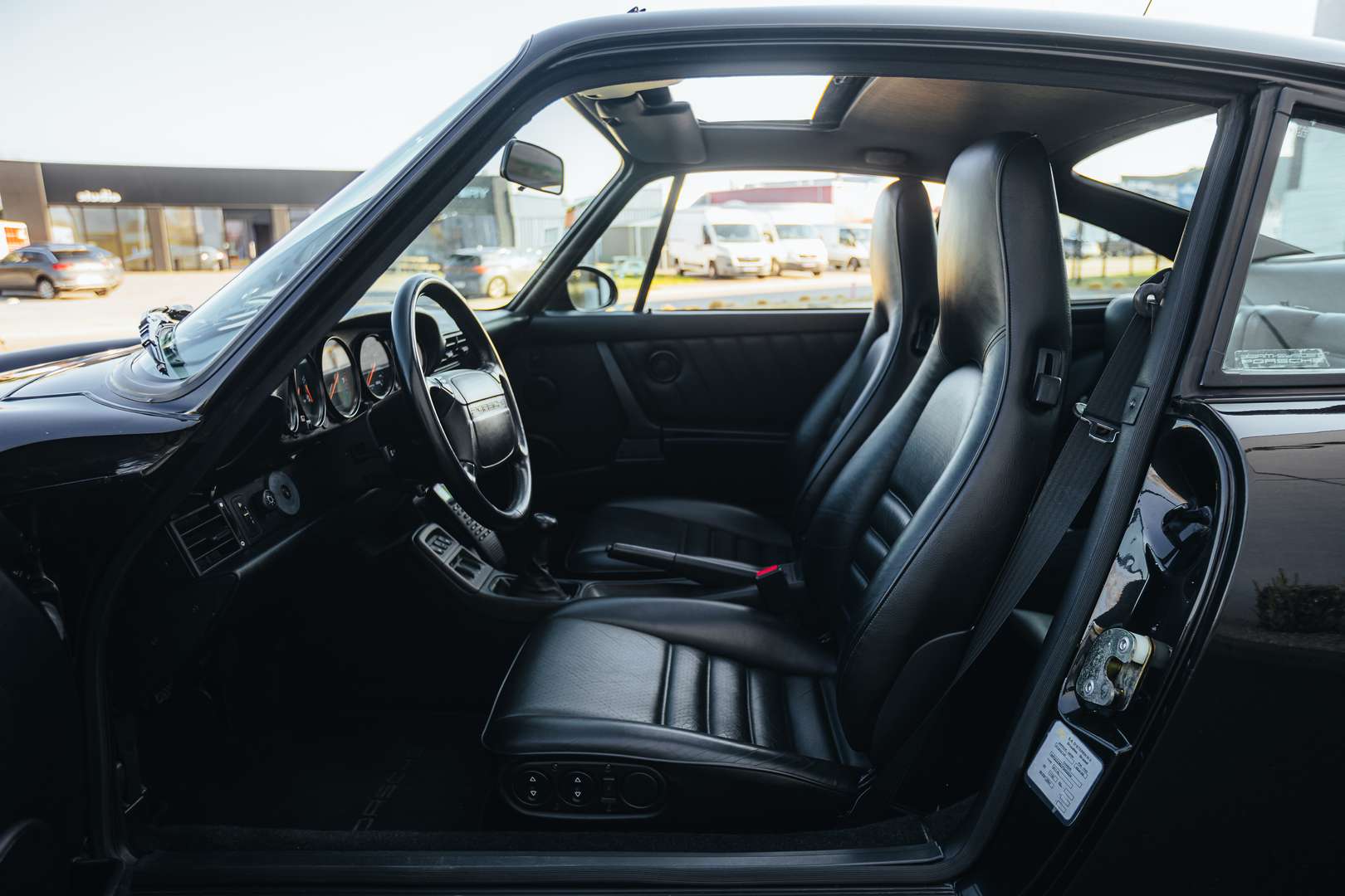 Porsche 964 CARRERA 4 - 1993 - Joinsteer - #24