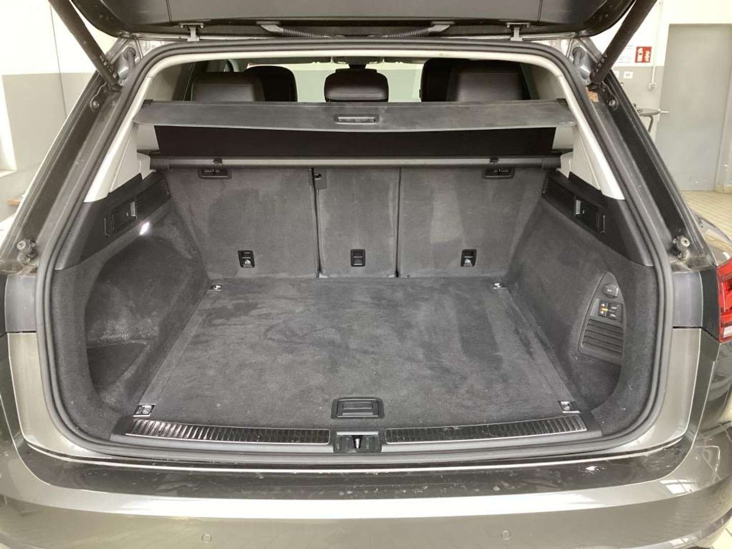 Volkswagen Touareg 4Motion R-Line - 2022 - Joinsteer - #7