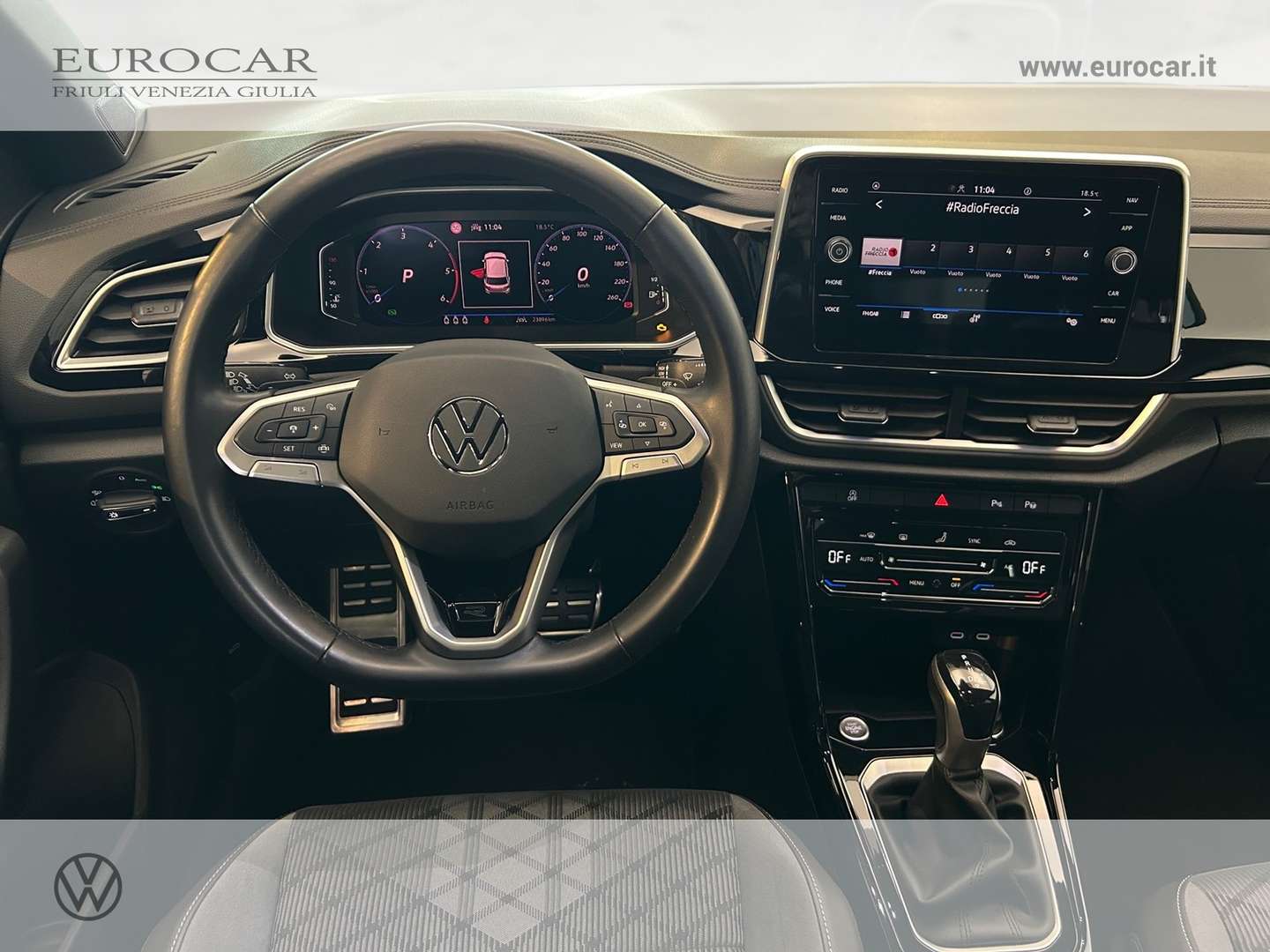 Volkswagen T-Roc R-Line - 2024 - Joinsteer - #8