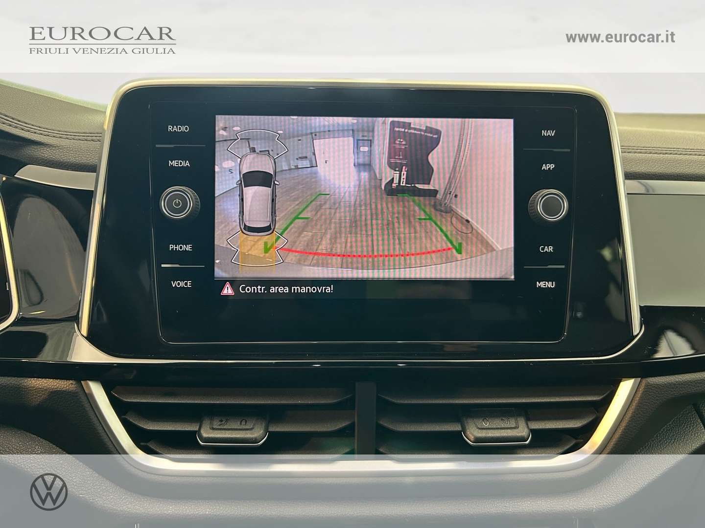 Volkswagen T-Roc R-Line - 2024 - Joinsteer - #11