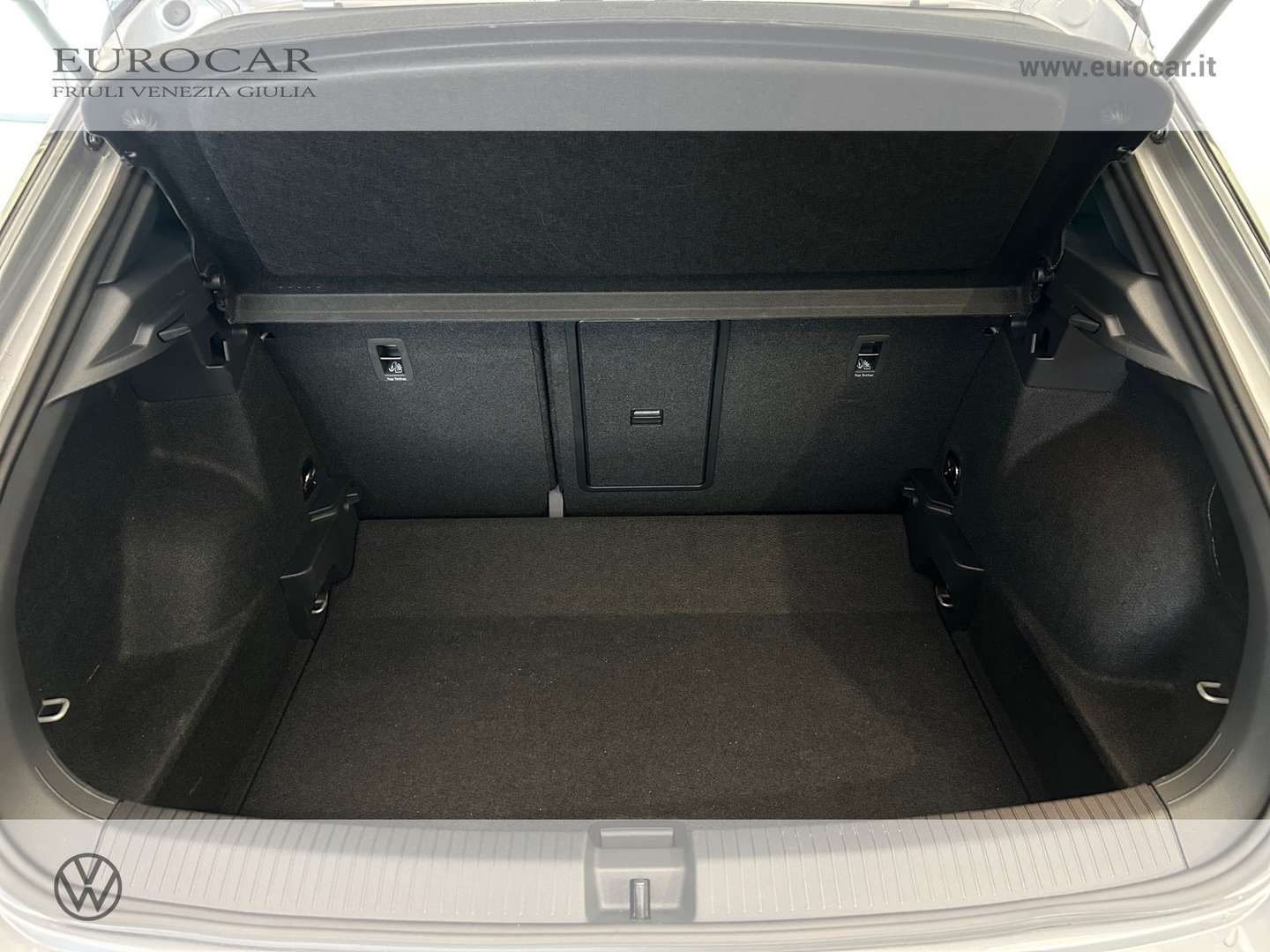 Volkswagen T-Roc R-Line - 2024 - Joinsteer - #15