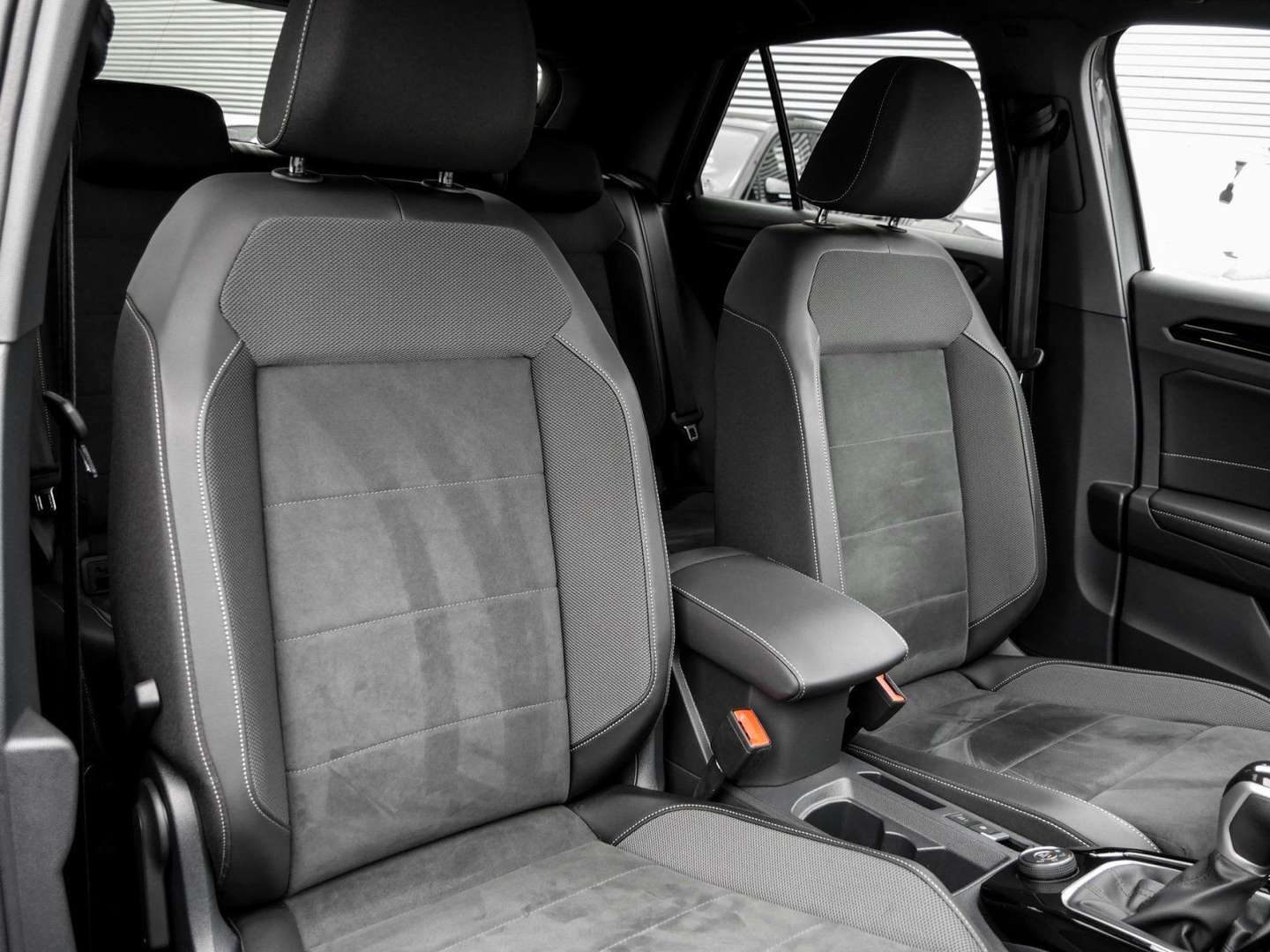 Volkswagen T-Roc 4Motion R-Line - 2025 - Joinsteer - #6